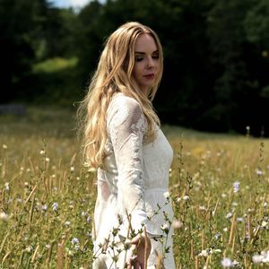 Meet your Posher, Melanie